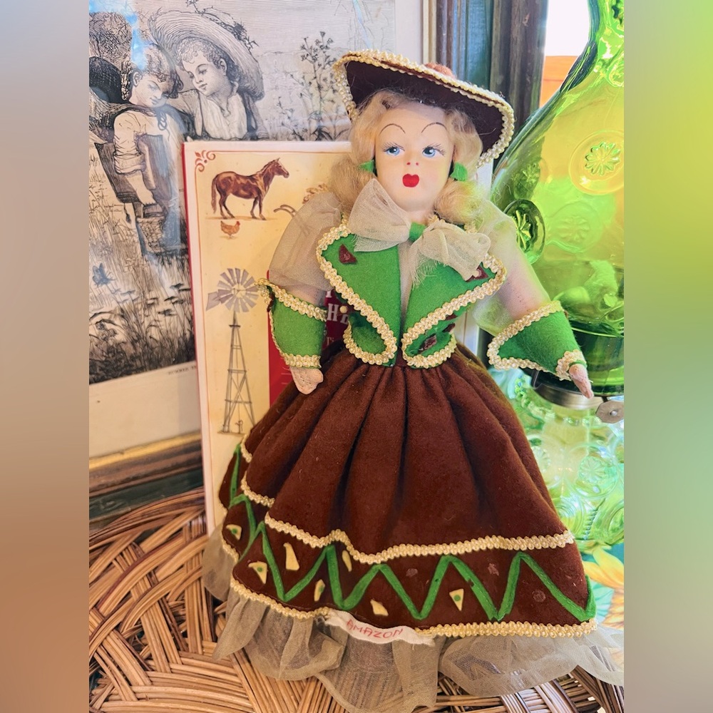Vintage EROS FIRENZE DOLL Amazon Doll 5" felt patterned dress and hat